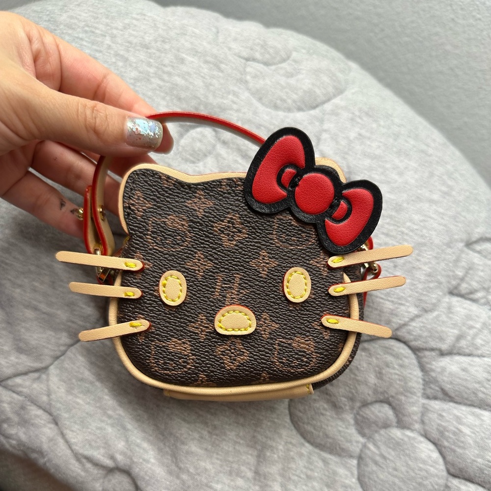 Hello kitty mini bag